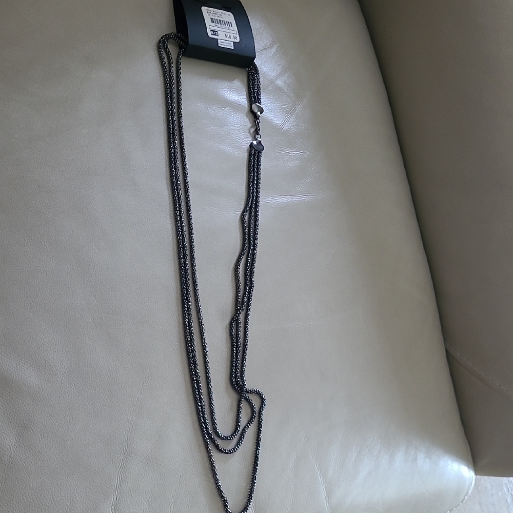 Dynamite Necklace - Picture 5 of 8